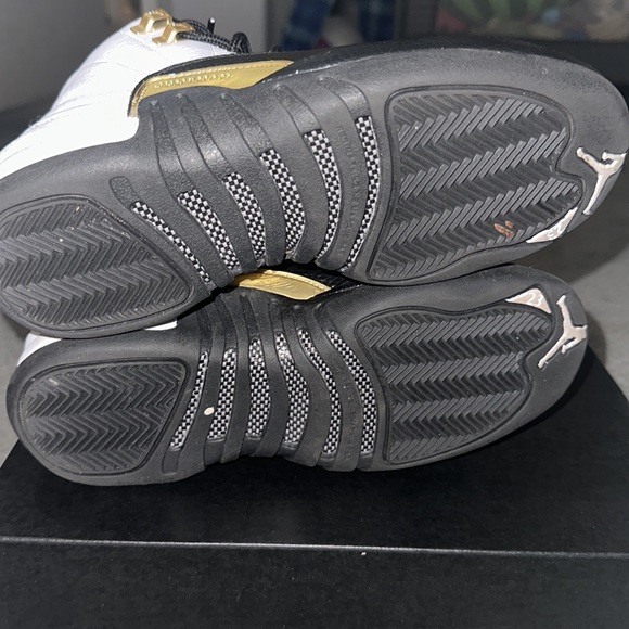Air Jordan Retro 12 - Picture 5 of 5